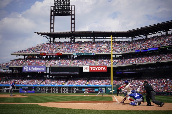 ⚾ Stott, Schwarber and Castellanos homer to help Phillies down Royals