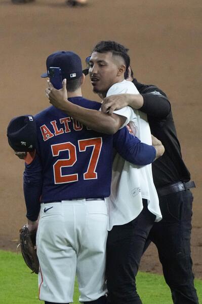 Astros Fan Arrested For Running On Field, Hugging Jose Altuve During ALCS  Game