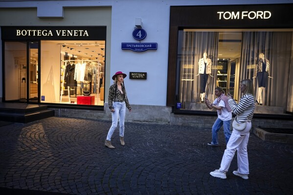 Bottega Veneta CEO says bigger, not more shops key to growth
