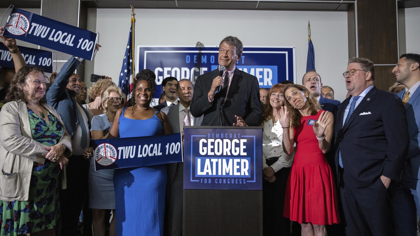 George Latimer bat le représentant Jamaal Bowman aux primaires de New York