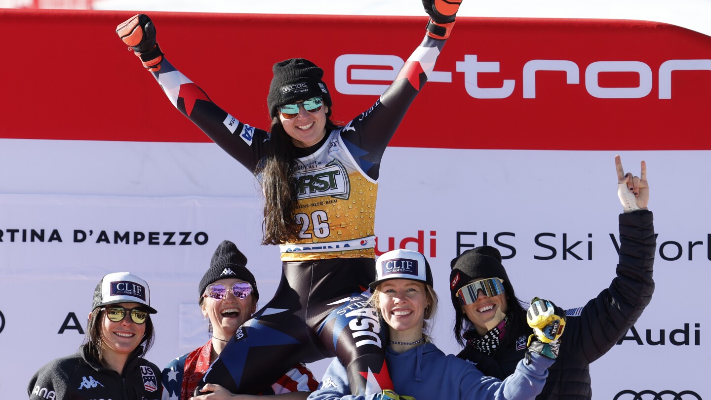 Американската скиорка Жаклин Уайлс завърши 2-ра в спускането в Кортина на трасето за Олимпиадата през 2026 г.