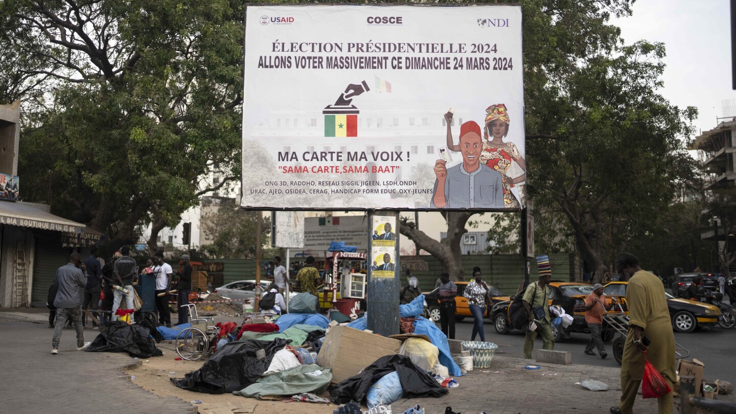 ДАКАР Сенегал AP — Сенегал ще се отправи към урните