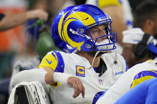 Matthew Stafford's injured thumb could be a major blow to Rams' faint hopes  of contending this year | AP News