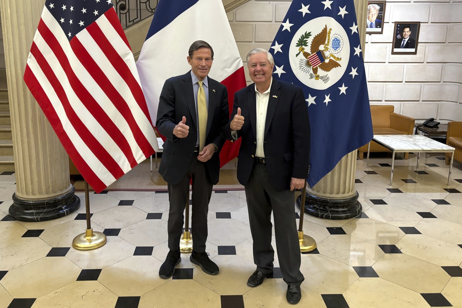 US senators say next 2 weeks will be decisive in shaping Russia-Ukraine war