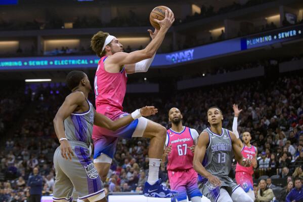 Kuzma scores 36 to lead Wizards past Mavericks 113-105 - WTOP News