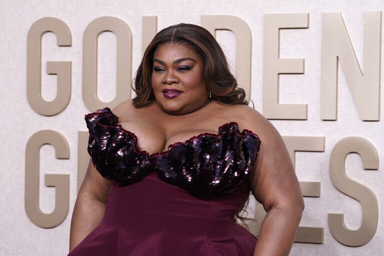 Da'Vine Joy Randolph arrive à la 81e cérémonie des Golden Globe Awards, le dimanche 7 janvier 2024, au Beverly Hilton de Beverly Hills, en Californie (Photo de Jordan Strauss/Invision/AP)