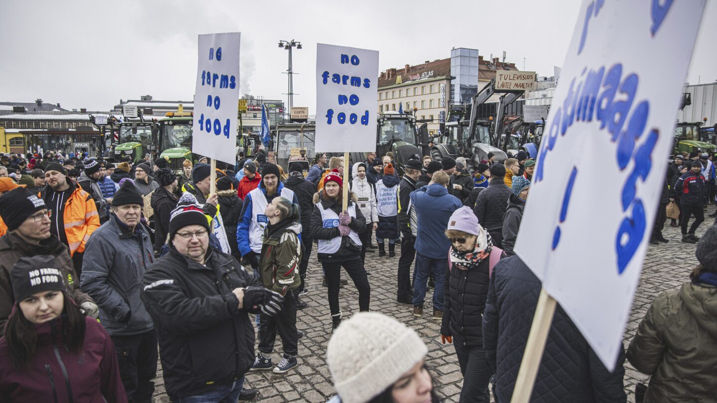 При изненадващо гласуване основен европейски план за защита на климата беше отложен след протести на фермери