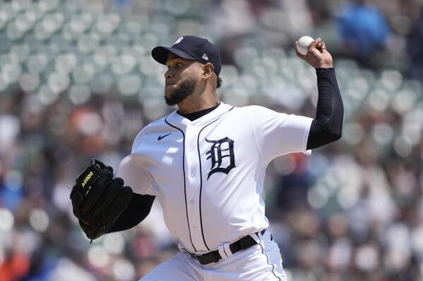 Tigers Pitcher Had Guitar Hero Injury