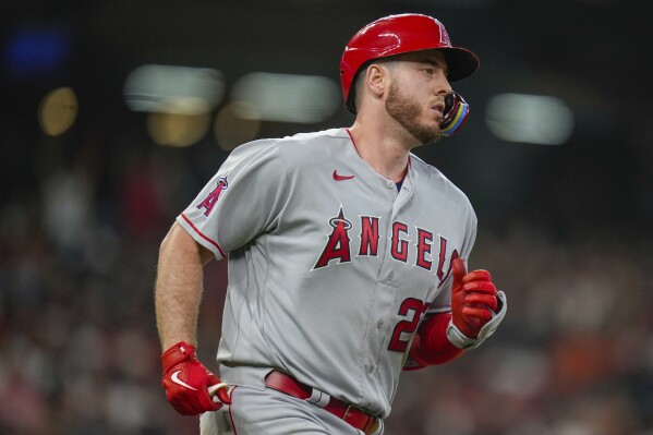 Playing in Both Los Angeles Uniforms - Last Word On Baseball