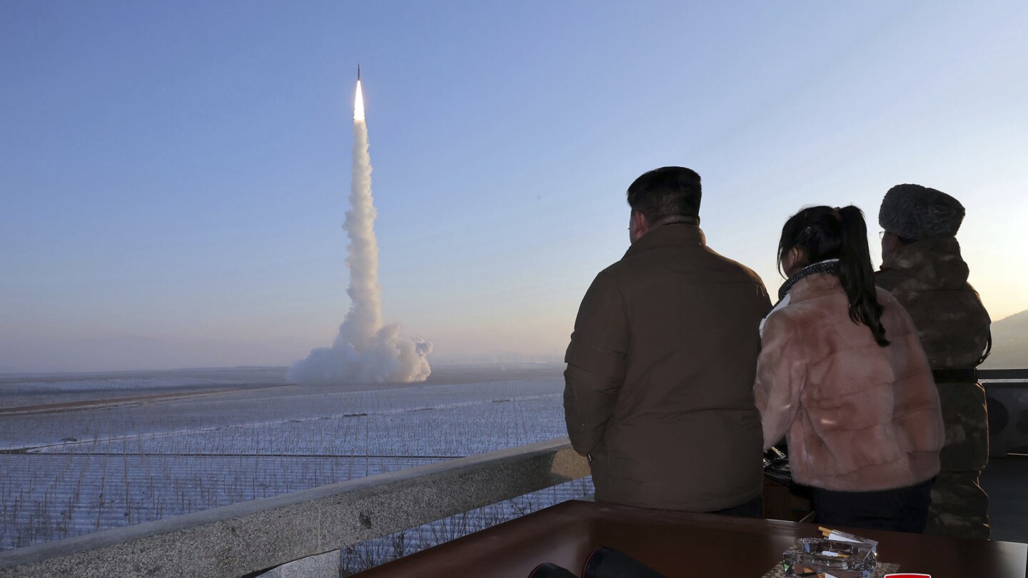 Kim menace de “plus d’actions offensives” contre les Etats-Unis