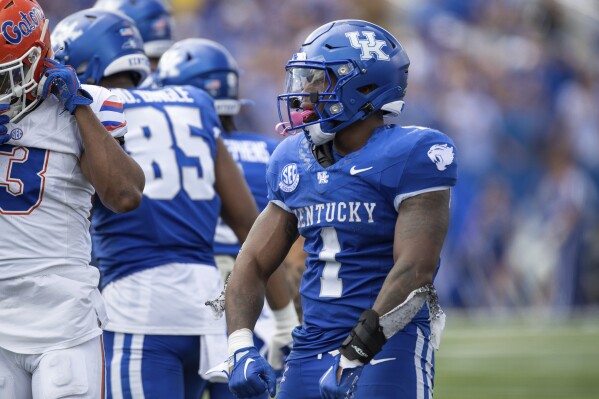 Kentucky running back Ray Davis (1) celebrates a big gain during the second half of an NCAA college football game in Lexington, Ky., Saturday, Sept. 30, 2023. (AP Photo/Michelle Haas Hutchins)