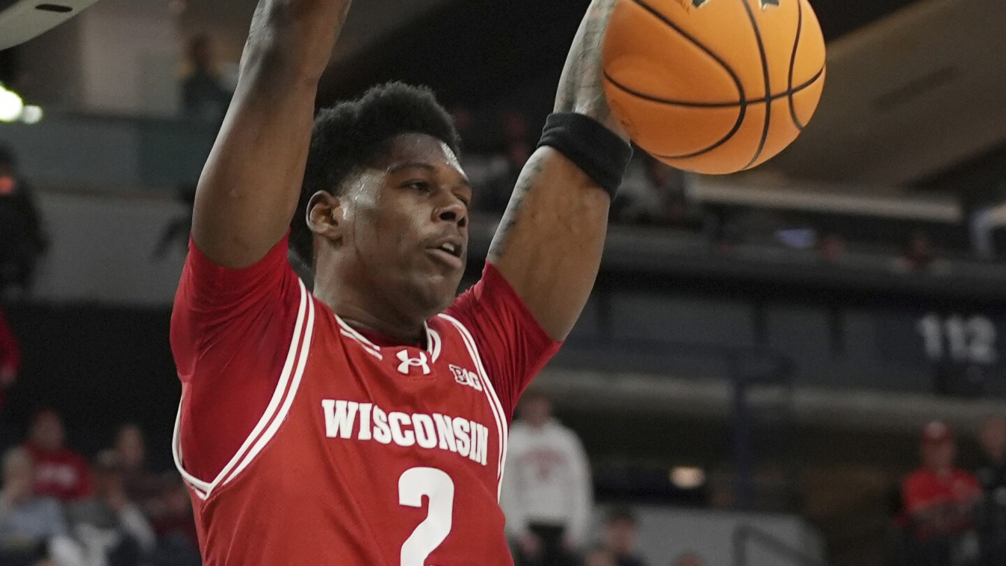 Wisconsin stays hot from 3-point range in 70-61 win over Northwestern to reach Big Ten semifinals