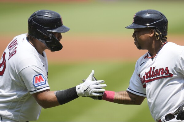 José Ramírez homers twice, drives in three to lead Guardians past