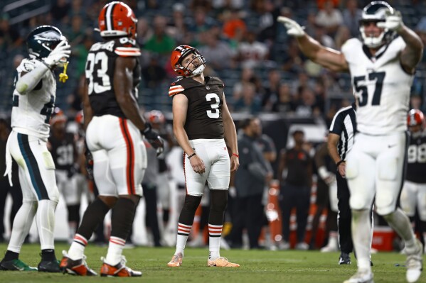 Cleveland Browns place-kicker Cade York (3) reacts after missing a field goal during the fourth quarter of the team's NFL preseason football game against the Philadelphia Eagles, Thursday, Aug. 17, 2023, in Philadelphia. (AP Photo/Rich Schultz)