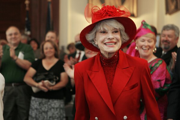 
              FILE - This June 27, 2007 file photo shows singer and actress Carol Channing in Concord, N.H.  Channing, whose career spanned decades on Broadway and on television has died at age 97. Publicist B. Harlan Boll says Channing died of natural causes early Tuesday, Jan. 15, 2019 in Rancho Mirage, Calif. (AP Photo/Jim Cole, File)
            