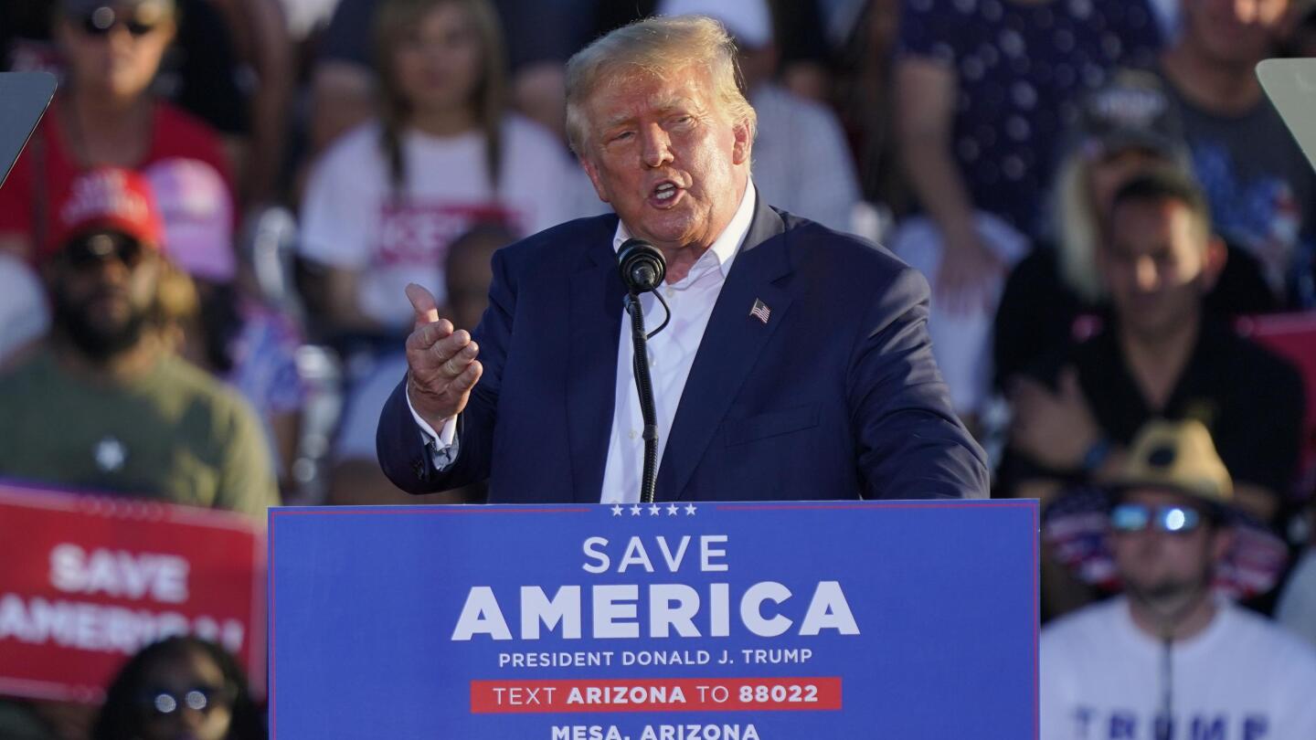 Trump 2024 campaign prepares for postmidterms launch AP News