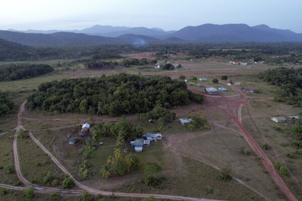 Homes stand in the village of Surama in the Rupununi area of the Essequibo, a territory in dispute with Venezuela, Saturday, Nov. 18, 2023. Venezuela has long claimed Guyana鈥檚 Essequibo region 鈥� a territory larger than Greece and rich in oil and minerals. (AP Photo/Juan Pablo Arraez)