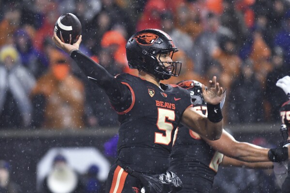 Washington beats Oregon State, clinches Pac-12 championship berth