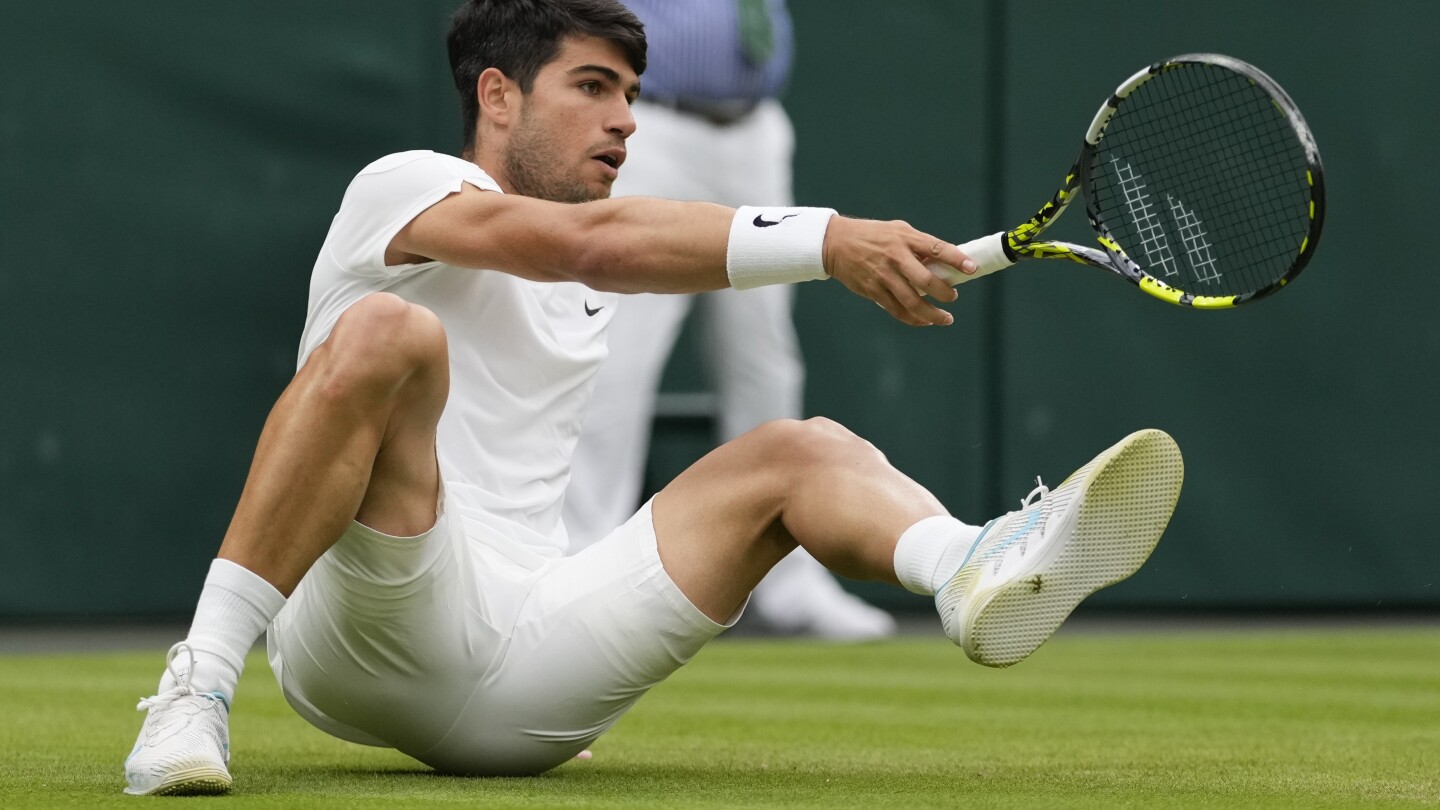 Carlos Alcaraz and Jannik Sinner reached the Wimbledon quarterfinals. Coco Gauff lost
