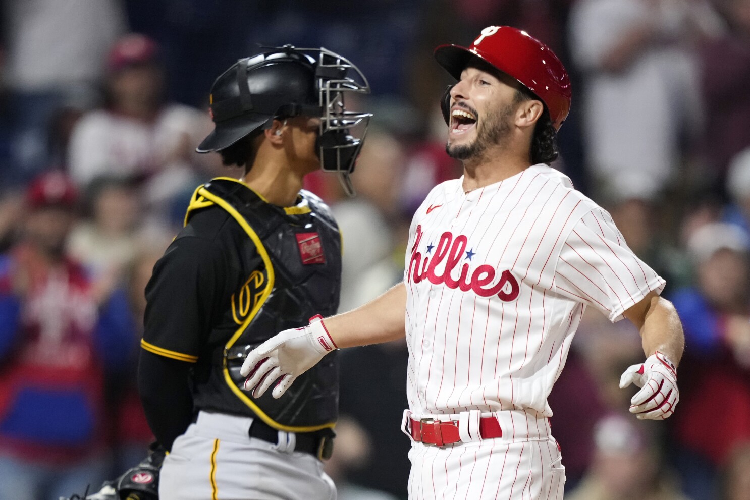 This is my city': Bryce Harper 0 for 4 in possibly last home Nats game -  WTOP News