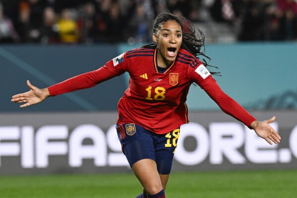 Salma Paralluelo emerges as a star in Spain's run to the Women's World Cup  final - The San Diego Union-Tribune