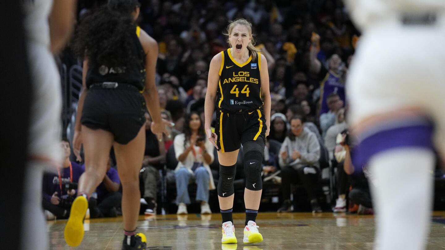 LA Sparks re-sign Karlie Samuelson for rest of WNBA season
