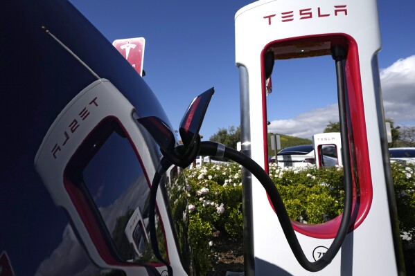 Le port de recharge Tesla sera-t-il le nouveau standard ?