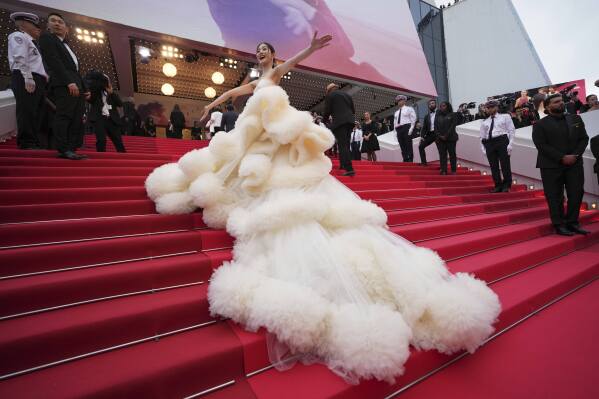 Wan QianHui  (AP Photo/Natacha Pisarenko)