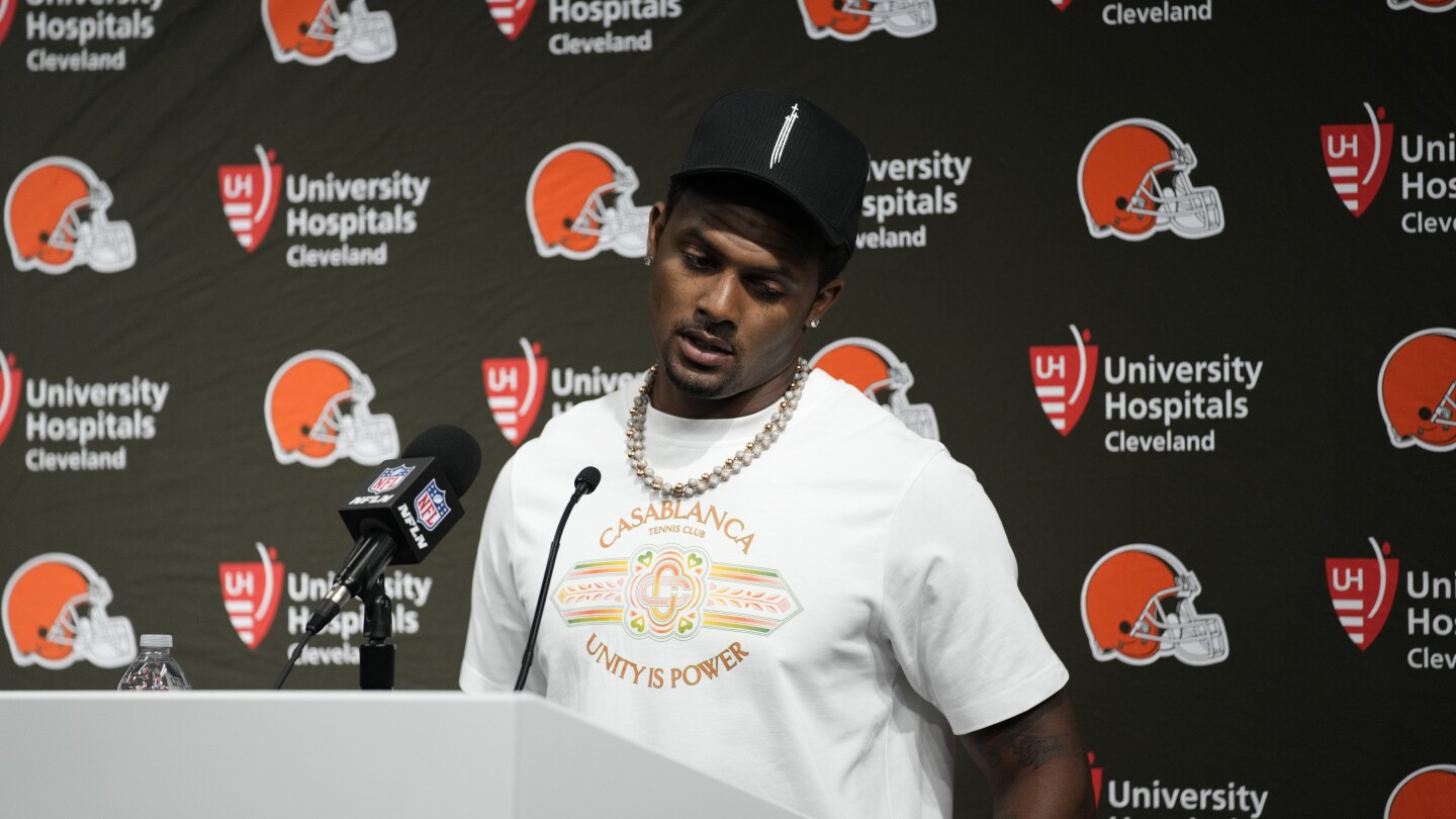 Deshaun Watson says he deserves the blame after the Browns fall to 1-3