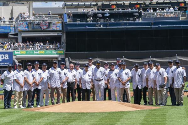 YES Network on X: 🐊🌩️ Ron Guidry is behind the Yankees dugout in  Houston, watching the team just before he's set to return to the Bronx for  Old Timer's Day next week. #