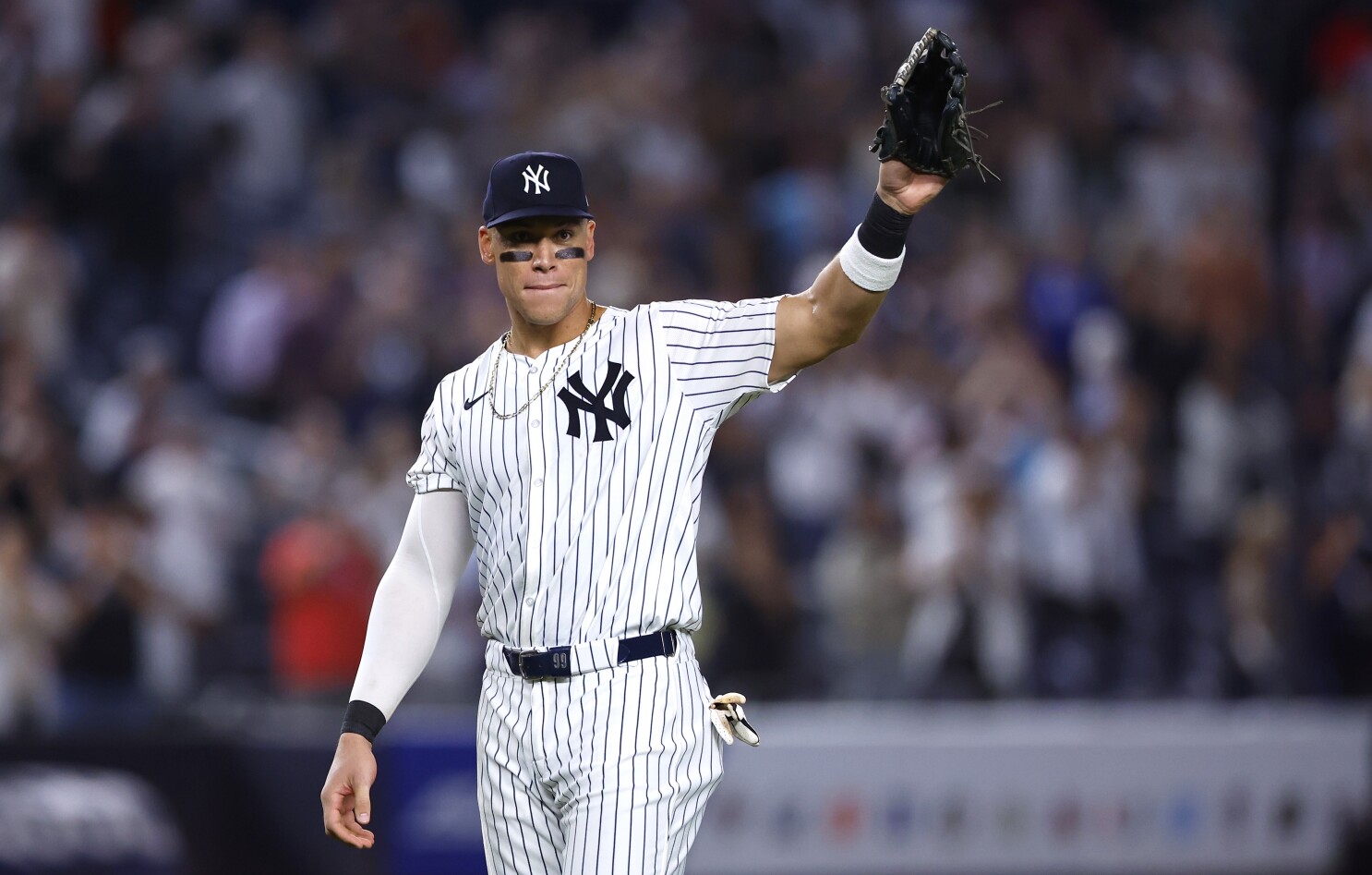 Aaron Judge edges Shohei Ohtani for Baseball Digest player of the year