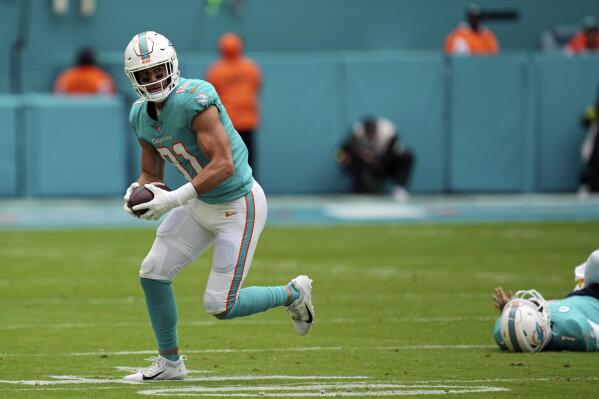 Dolphins have one last shot at playoffs in Week 18 vs. Jets