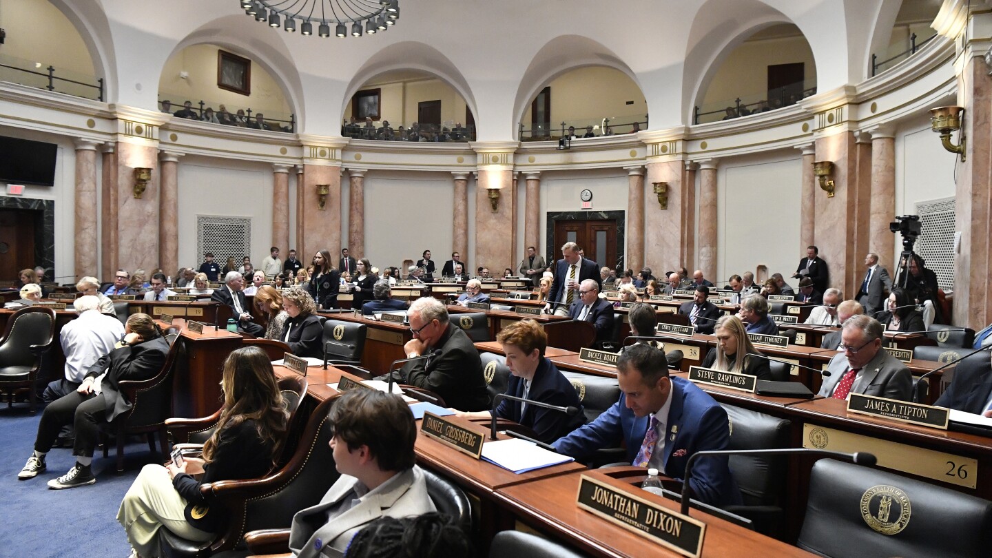 GOP Kentucky House гласува за спиране на финансирането на офисите за многообразие, справедливост и приобщаване в държавните университети