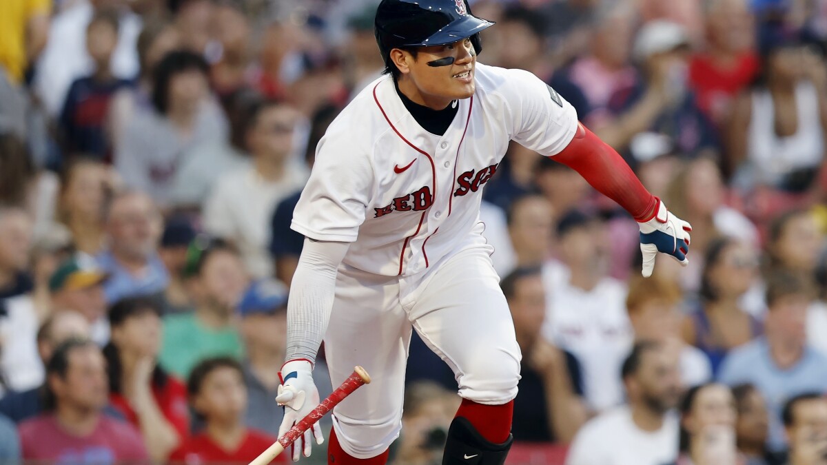 Yu Chang powers Red Sox past Angels