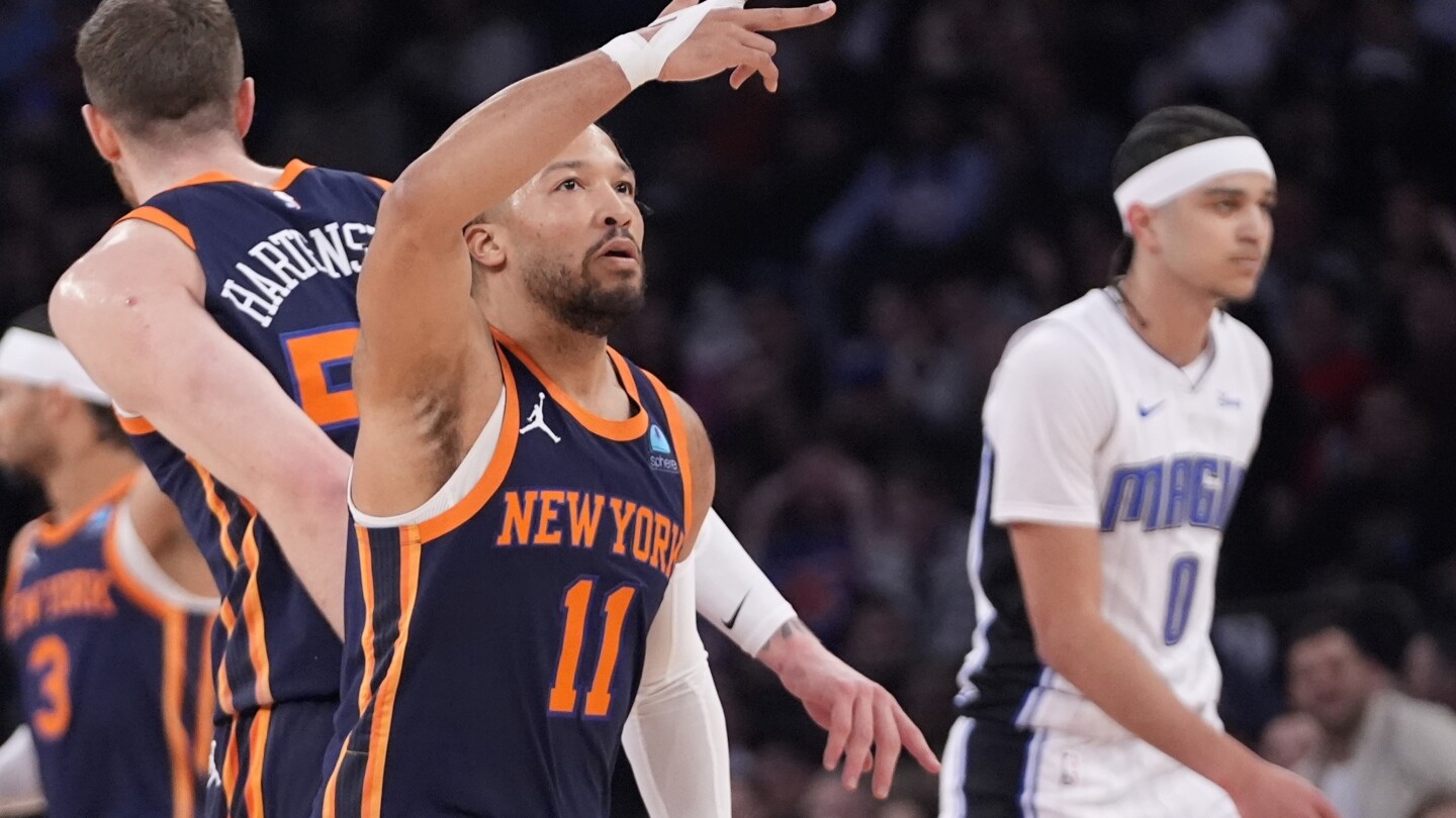 New York Knicks All-Star Jalen Brunson returns from knee injury to lead victory against Orlando Magic
