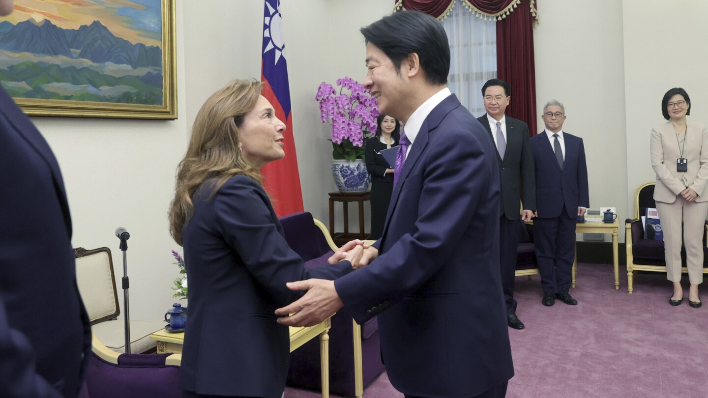 Пакетът от военна помощ на САЩ за Тайван на стойност 8 милиарда долара ще „повиши доверието“ в региона: новоизбраният президент
