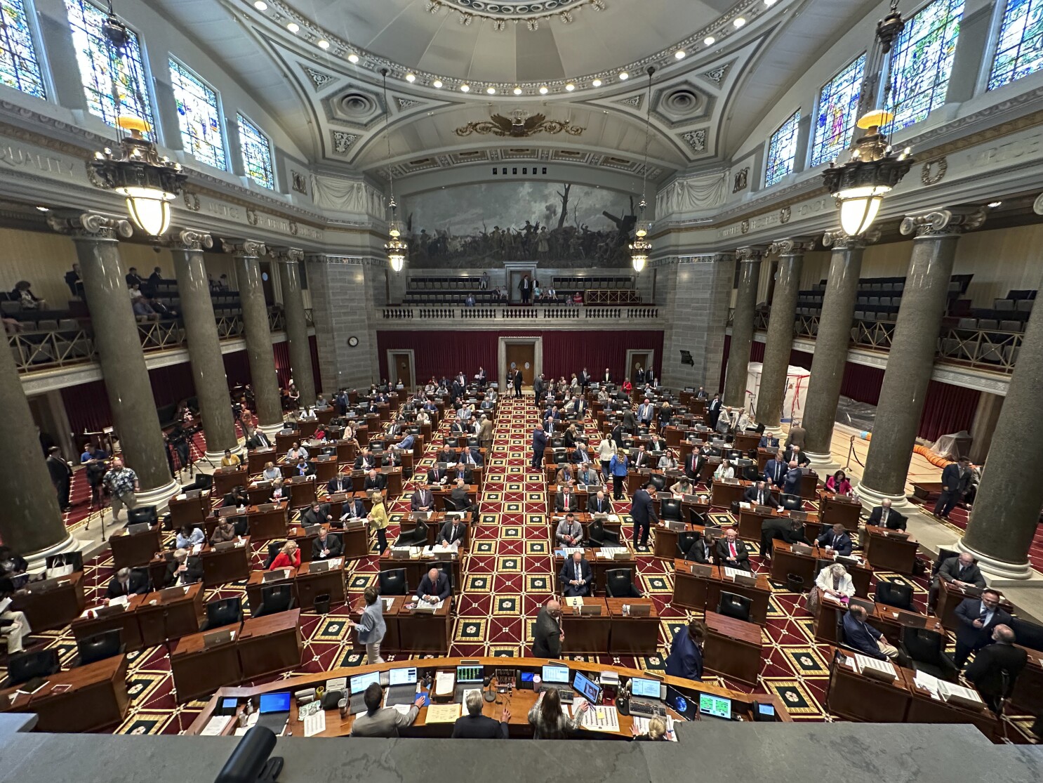 Missouri OKs aid for Chiefs, Royals and tornado victims