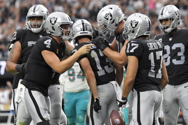 Carr, Herbert likely to factor in late stages Monday night