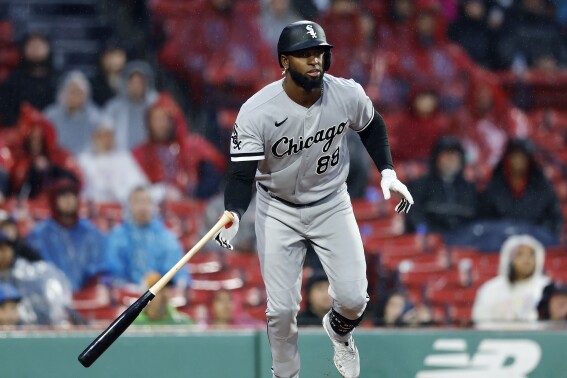 White Sox slugger Luis Robert Jr. out of All-Star Game due to calf  tightness