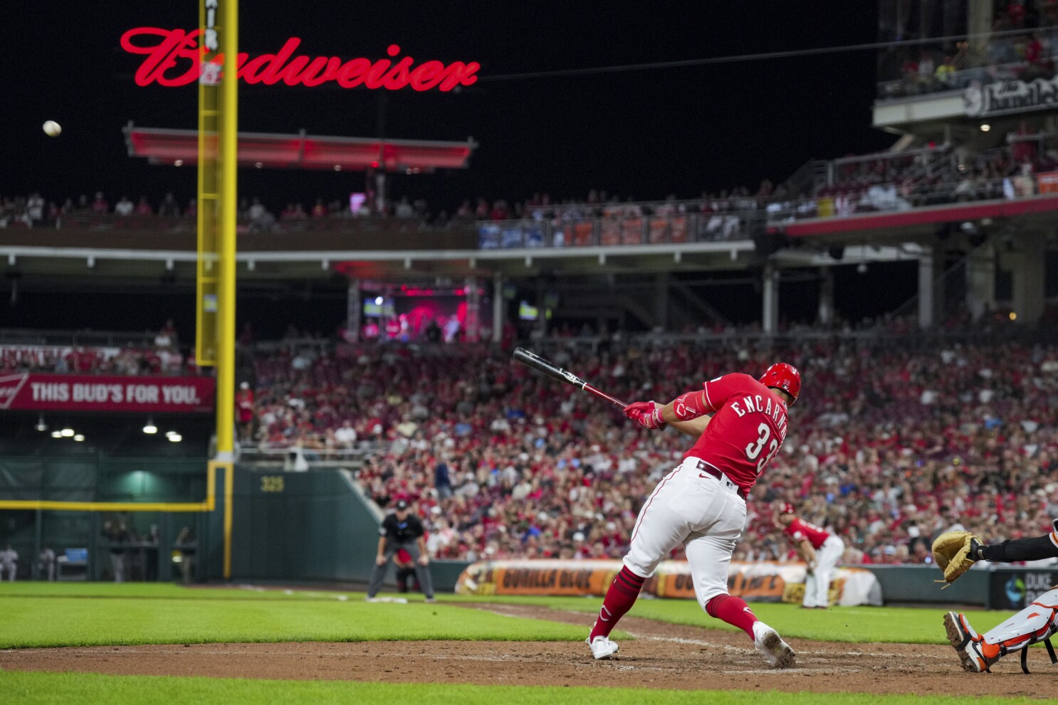 Steer's 3-run HR helps Reds beat Mariners - The Tribune