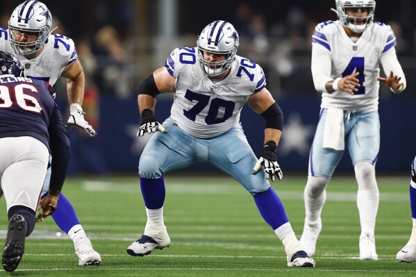 Zack Martin and Dallas Cowboys agree to reworked contract after guard  misses 1st 3 weeks of camp