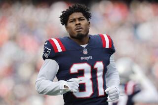 Patriots plan to re-sign cornerback Jonathan Jones