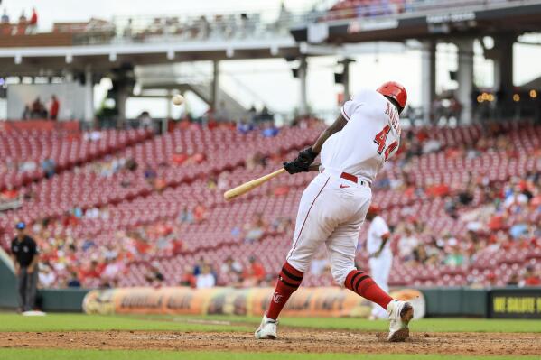 Photos: Cincinnati Reds Split Doubleheader Against Chicago Cubs