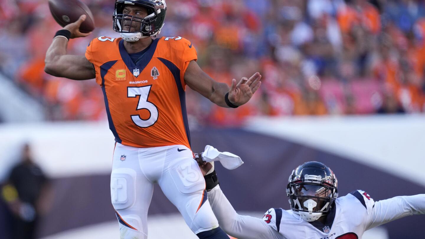 Russell Wilson booed in return to Seattle as Denver Broncos lose