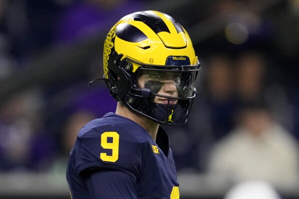 Michigan QB J.J. McCarthy gets pregame meditation in before CFP  championship against Washington | AP News