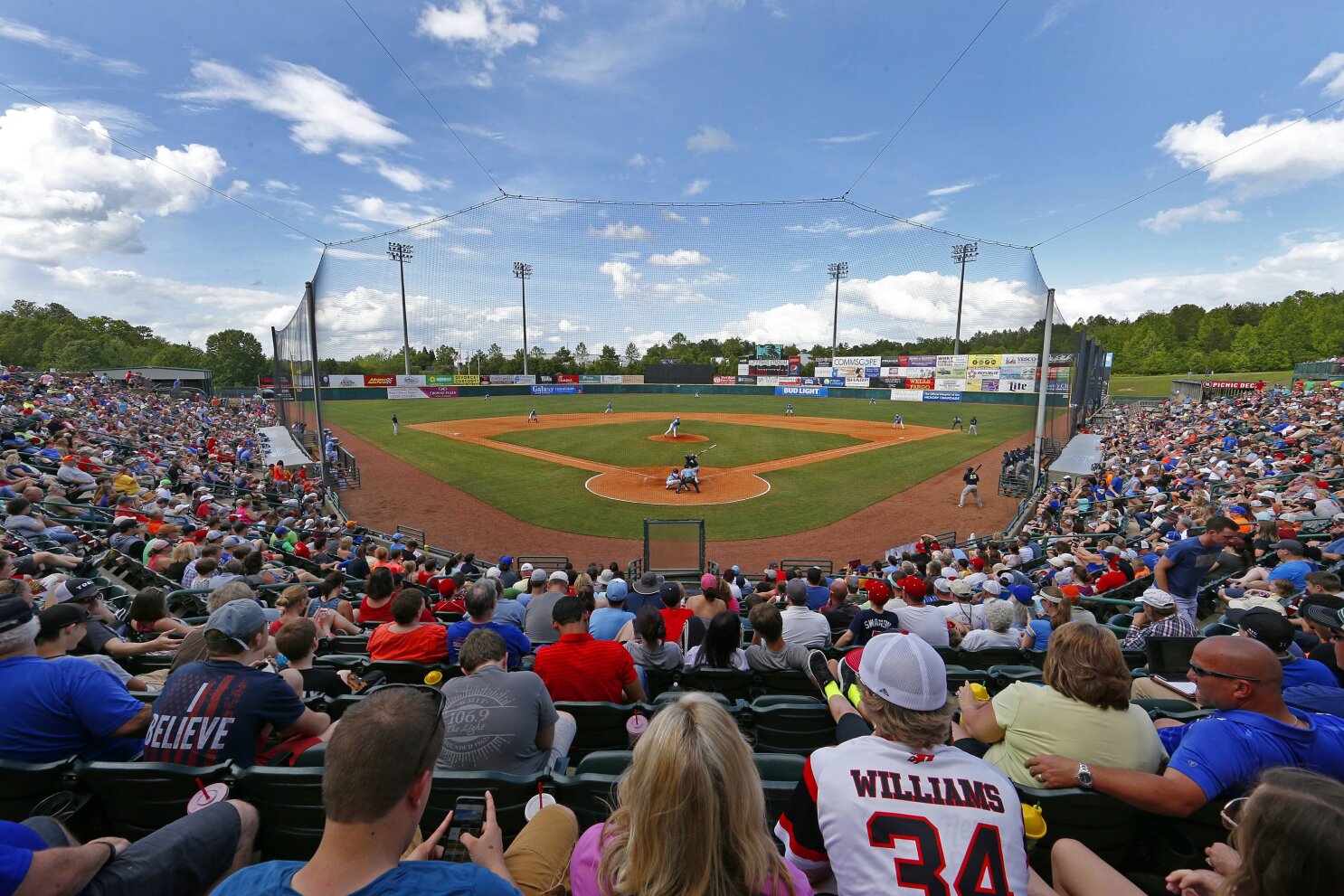 Tim Tebow having positive effect on minor-league attendance but