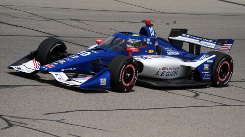 Alex Palou, of Spain, drives his car during practice for an IndyCar Series auto race, Friday, July 21, 2023, at Iowa Speedway in Newton, Iowa. (AP Photo/Charlie Neibergall)