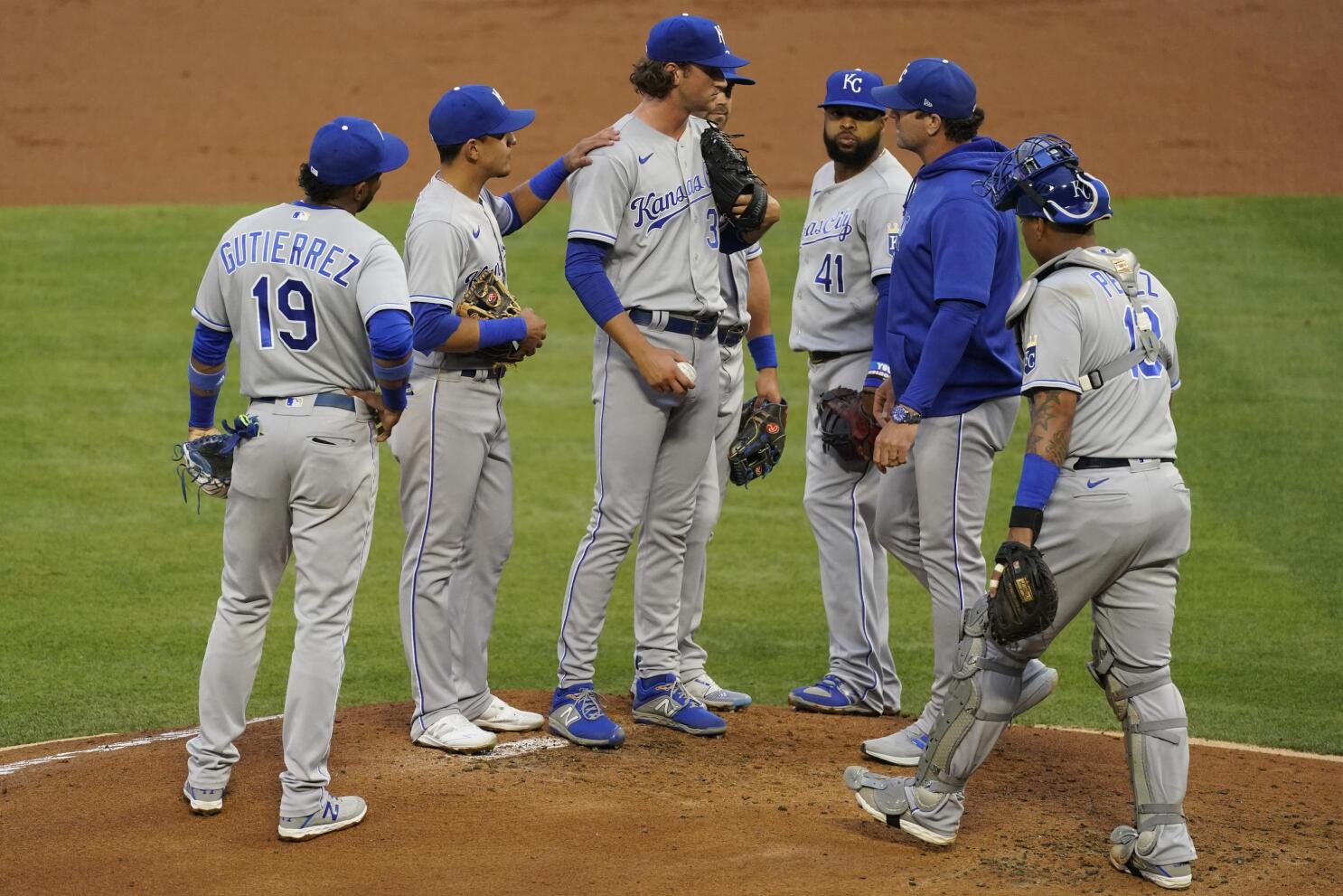 Former Royal Whit Merrifield returns for 1st time as visitor