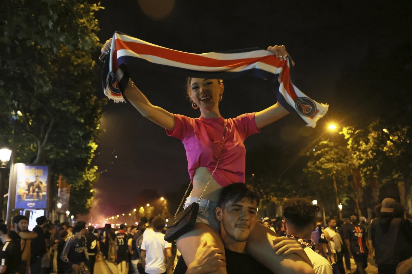 Celebración de los aficionados del PSG en París