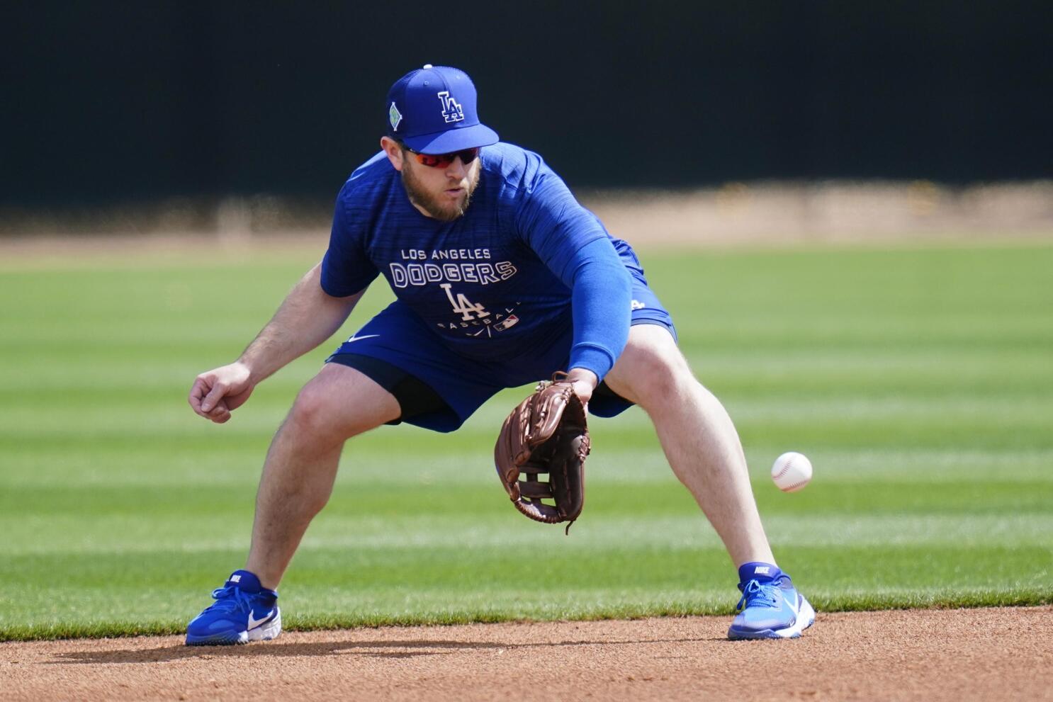 Dodgers' Chris Taylor reveals he had offseason elbow surgery - Los